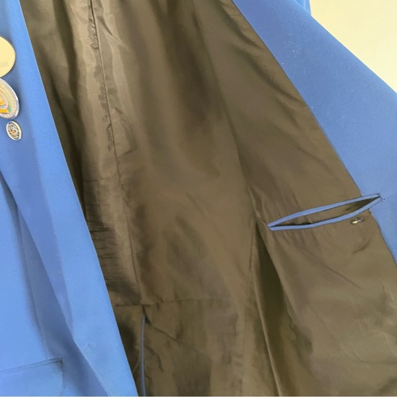 HTF Washington DC Travelers Aid Men’s Blue Blazer Sz Large Metropolitan Airports - Picture 11 of 14